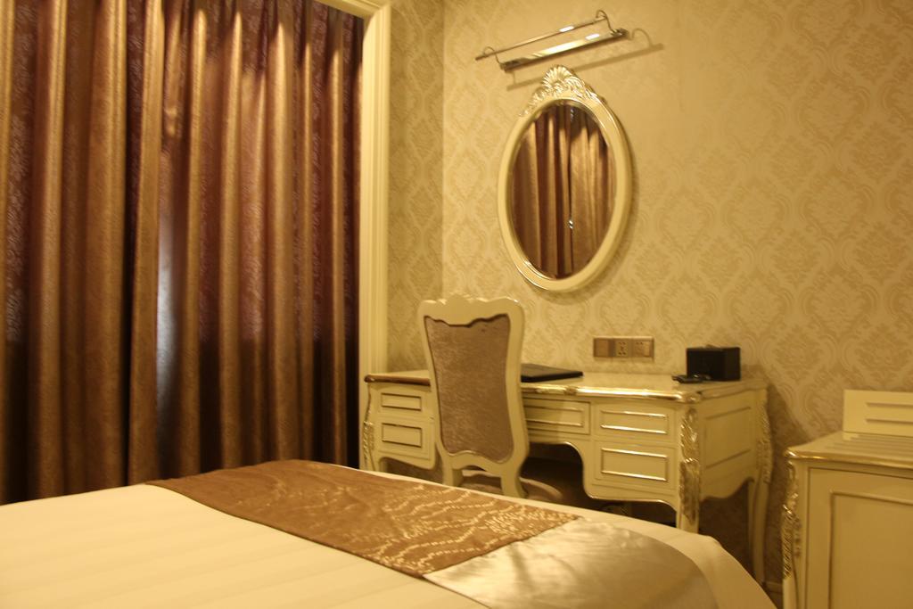 Zhuhai Rongfeng Hotel Екстериор снимка