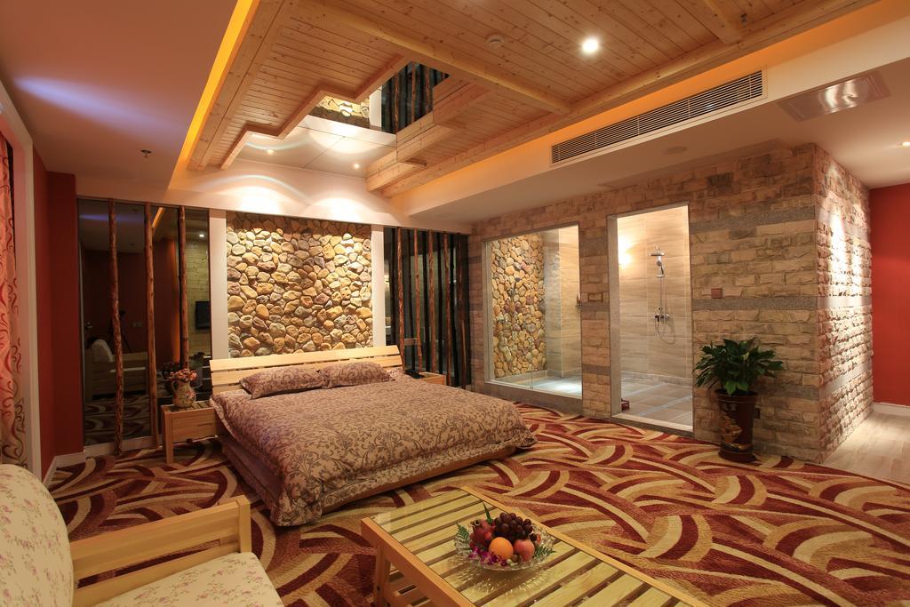 Zhuhai Rongfeng Hotel Екстериор снимка
