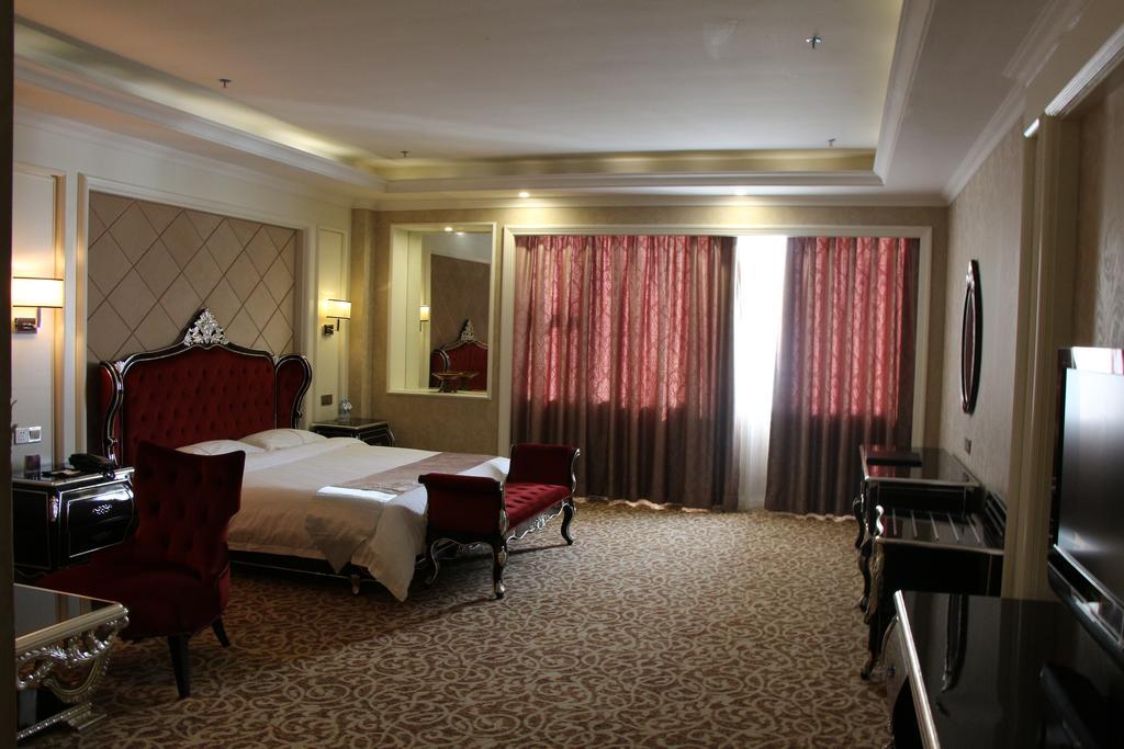 Zhuhai Rongfeng Hotel Екстериор снимка