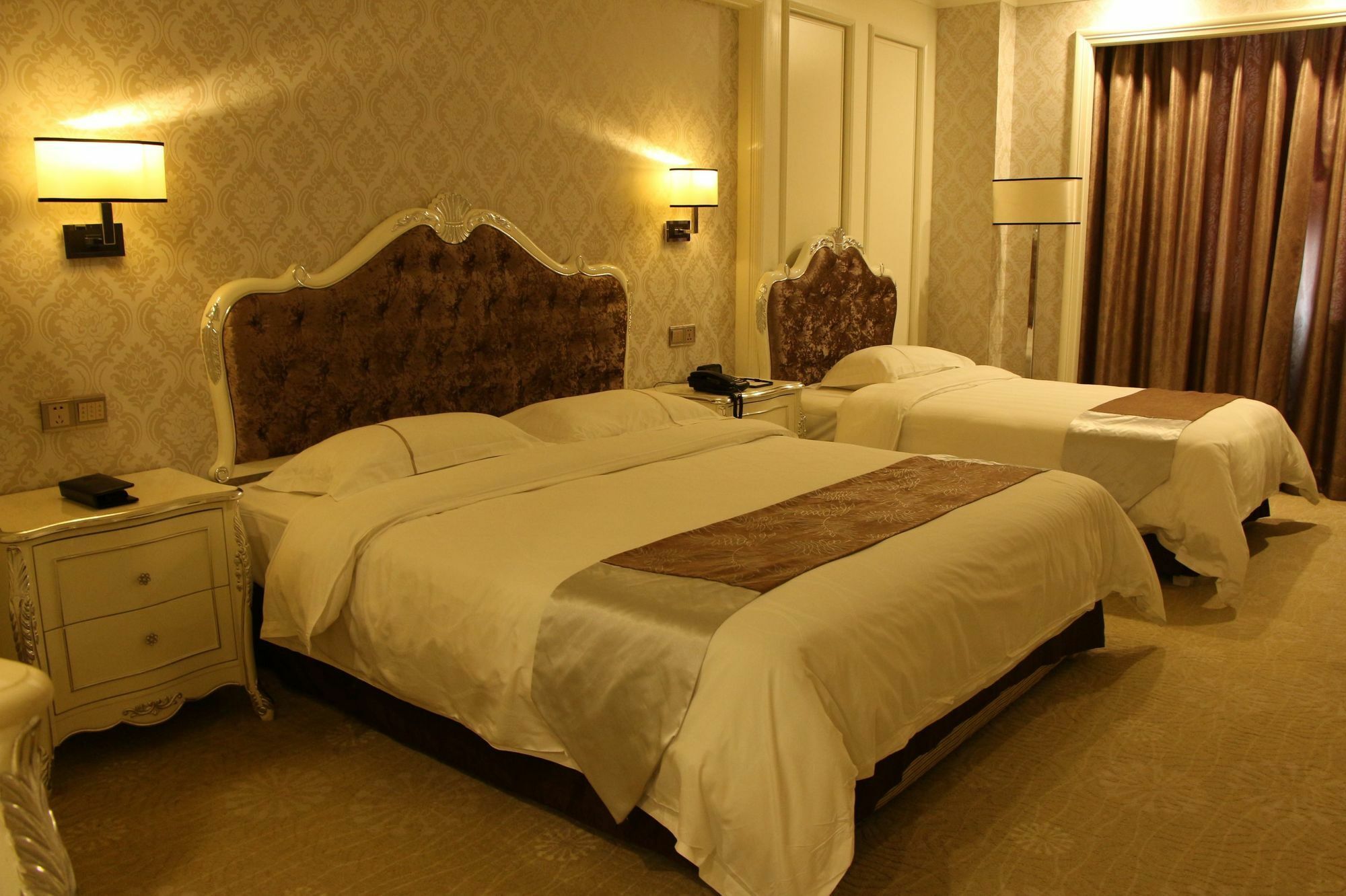 Zhuhai Rongfeng Hotel Екстериор снимка