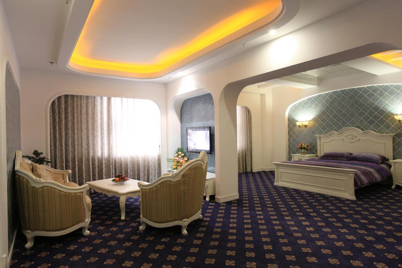 Zhuhai Rongfeng Hotel Екстериор снимка