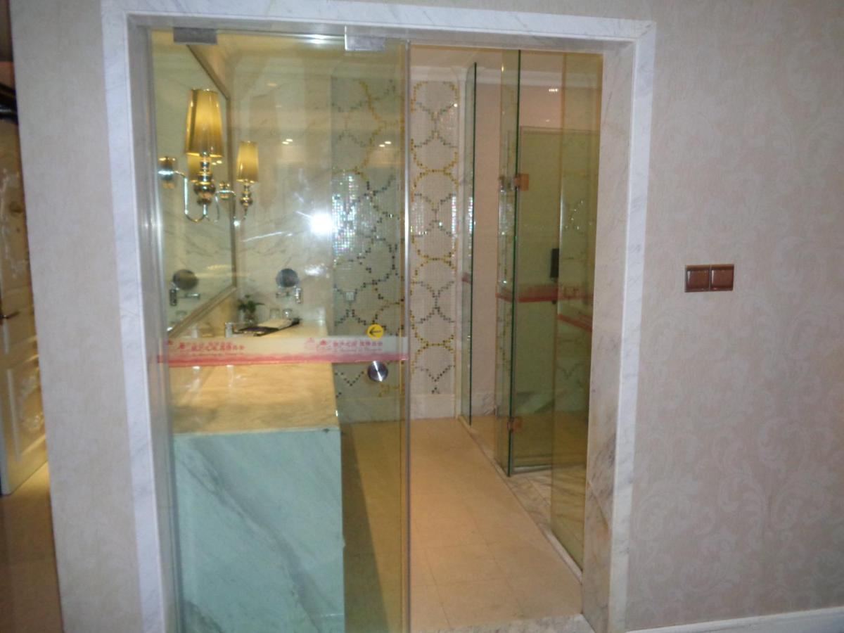 Zhuhai Rongfeng Hotel Екстериор снимка